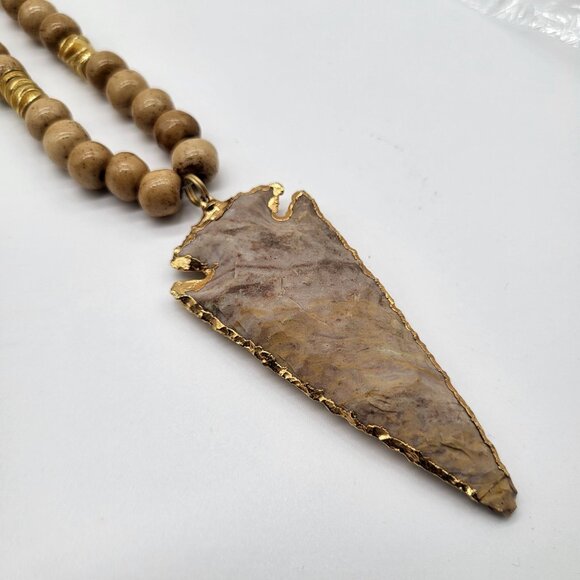 Beaded Necklace With Gold-Edged Stone Arrowhead Pendant *Flaw - Picture 5 of 13